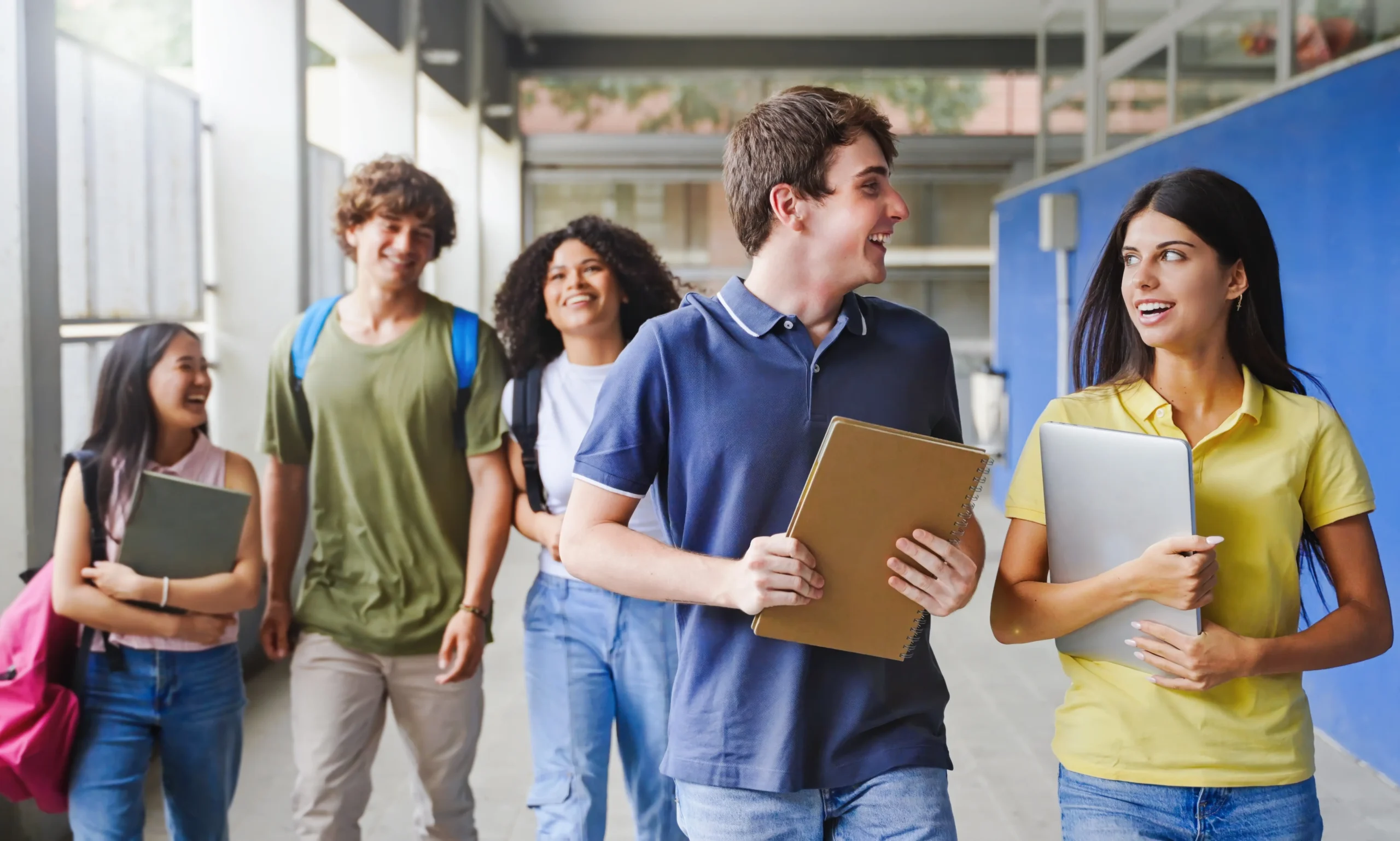 Como estimular o pensamento crítico e a resolução de problemas nos estudantes